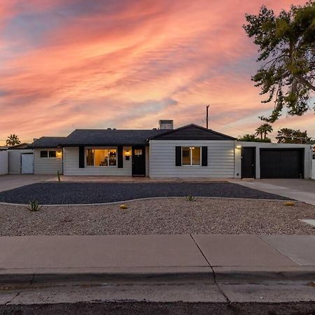 New Midtown Modern Studio With Backyard Phoenix Dış mekan fotoğraf