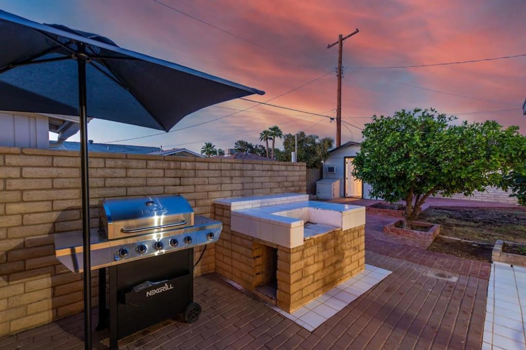 New Midtown Modern Studio With Backyard Phoenix Dış mekan fotoğraf